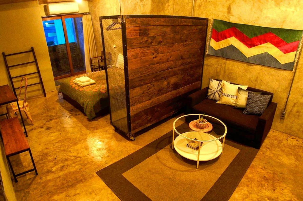 Bangkokfile Hotel Екстериор снимка